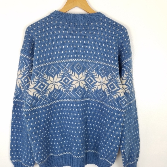 Vintage Voss Knit Norway Virgin Wool Chunky Knit Blue White Snowflake Sweater - Picture 7 of 9